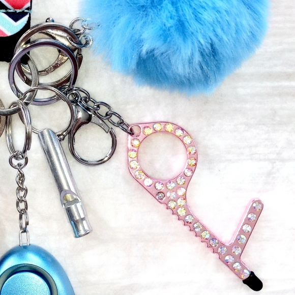 Self Defense Keychain - Picture 3 of 4